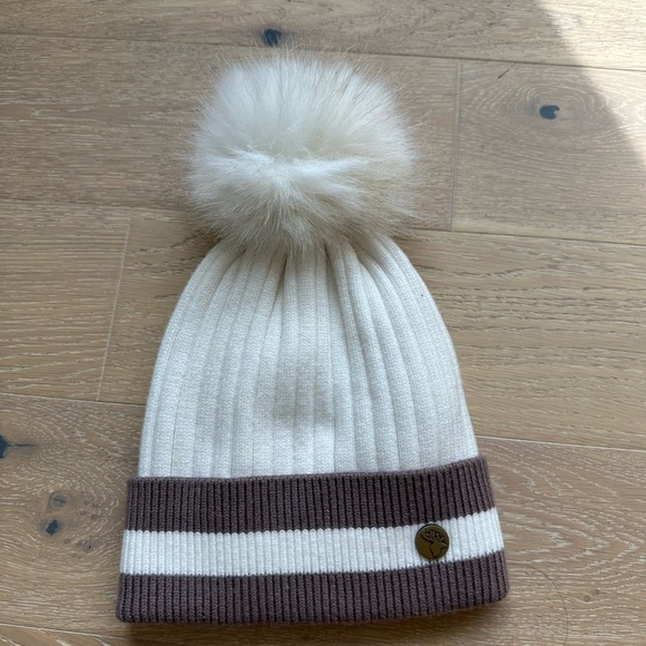 Accessories - Cozy White and Brown  Pom-Pom Beanie